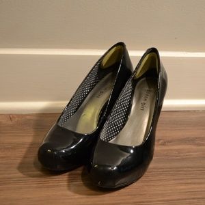 Size 9 Madden Girl Black Pumps